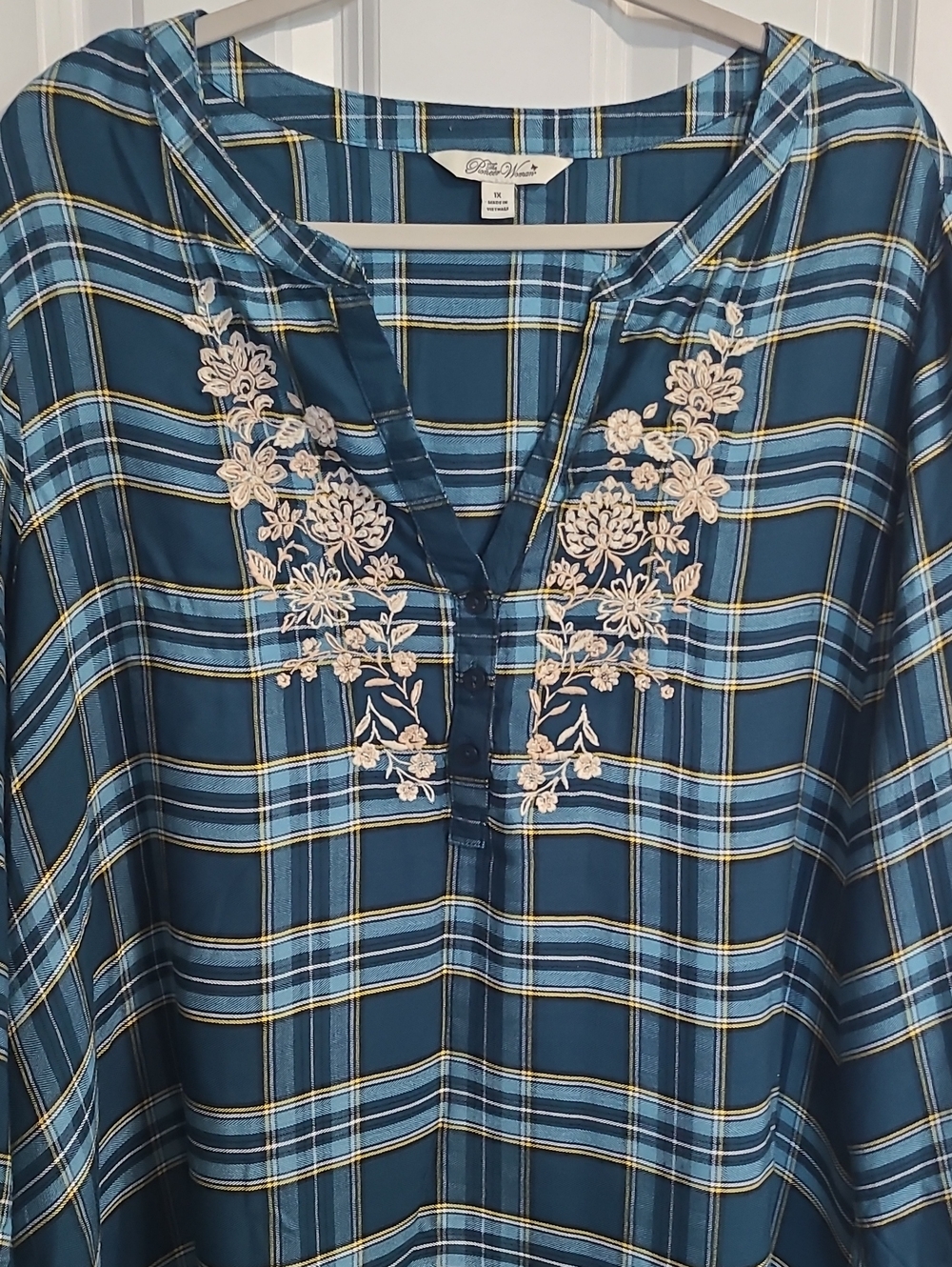 The Pioneer Woman Teal Plaid Tunic with Cream Floral Embroidery - Picture 2 of 5